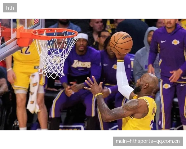NBA球迷的“神秘密码”：詹姆斯的表情背后，你真的看懂了吗？